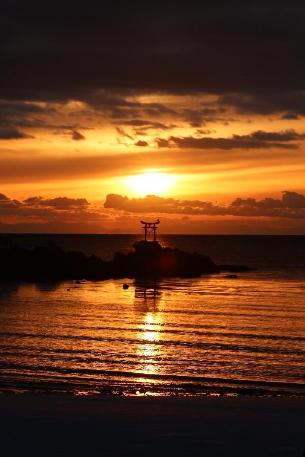 奈多みどり荘 Nada Beach House Kitsuki Екстер'єр фото